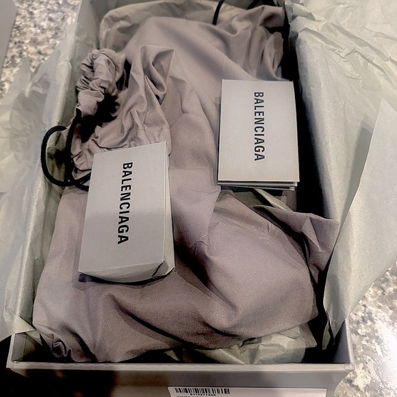 Authentic Balenciaga Rhinestones Embellished Pointed-Toe Pumps size 37 - Picture 9 of 13